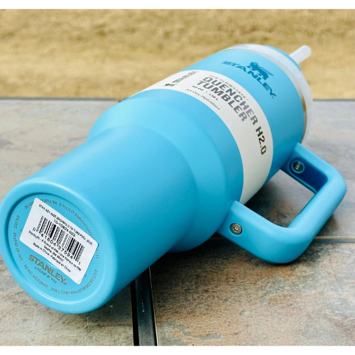 Brand New Stanley 40 oz Quencher H2.0 Tumbler w/box color POOL New