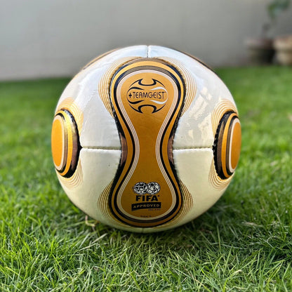 Teimgeist Football Fifa Worldcup 2006 Official Match Soccer Ball Size 5